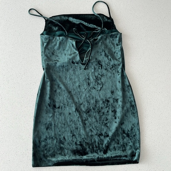 Top Shop Green Velvet-like Mini Dress - Picture 2 of 3